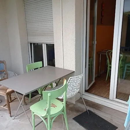 Chambre Chez L'Habitant Homestay *