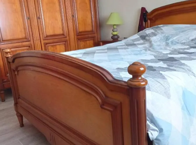 Chambre chez l'habitant Séjour chez l'habitant *